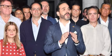 Abelardo De la Espriella  hizo un balance sobre la primera reunión con sus ministros designados en Barranquilla.